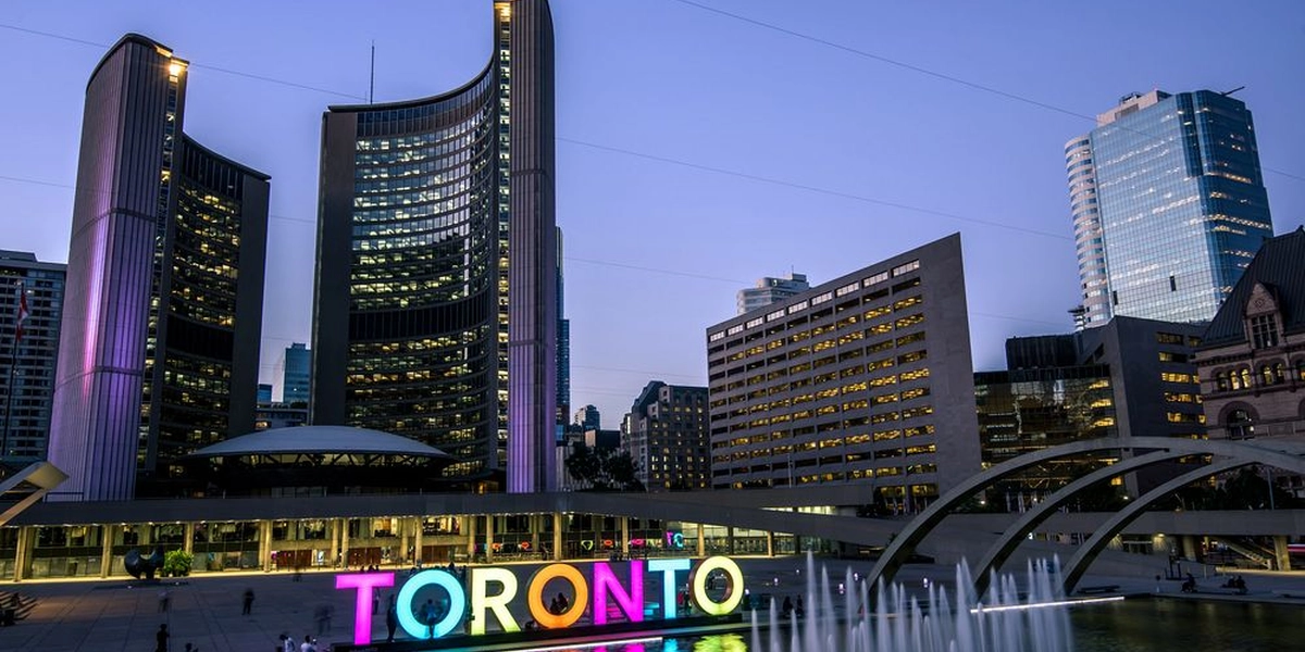 3 Cities to Visit in the Canada Border