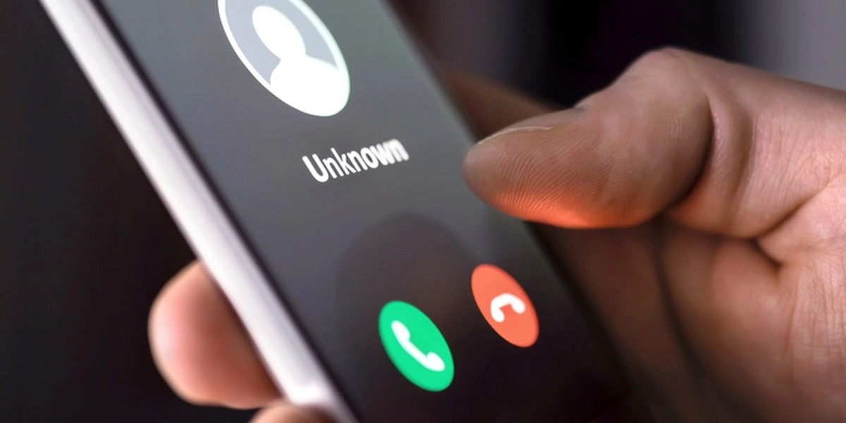 Scammer pass themselves off as Charlottetown Police officer and Canada Border Service agent