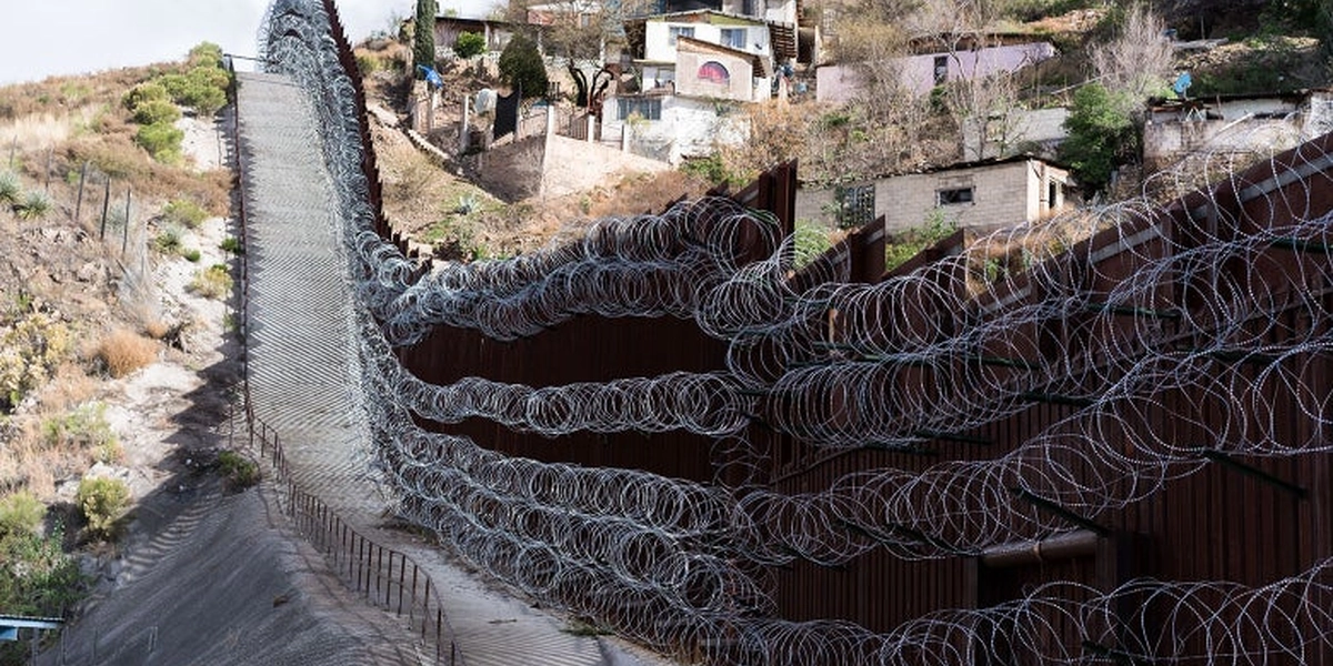 Descubren túneles de contrabando desde México a casa que se encuentran en Nogales