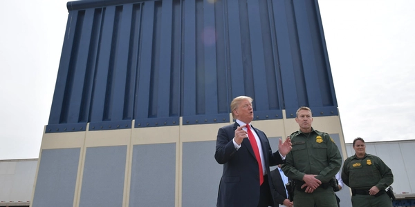 Trump insiste que México financiará el muro con el 'peaje' en los cruces fronterizos